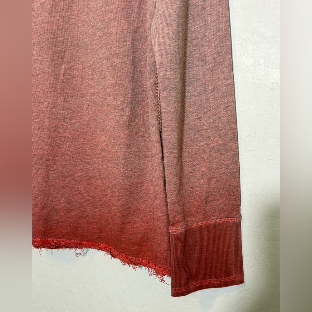 Harley-Davidson Red Ombre Crew Neck distressed Long sleeve Raw Hem‎ motorcycle L - Picture 5 of 14
